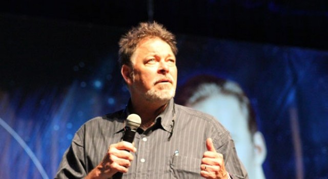Jonathan Frakes To Direct New TNT Series