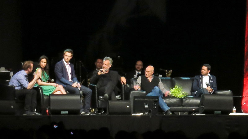 John de Lancie joins the cast of TNG on stage at Calgary Expo