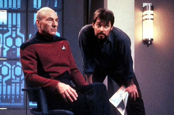 Patrick Stewart and Jonathan Frakes on the set of Star Trek: First Contact