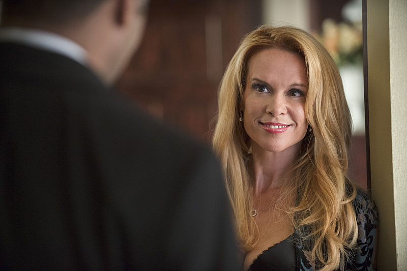 Chase Masterson as Sherry on “The Flash”
