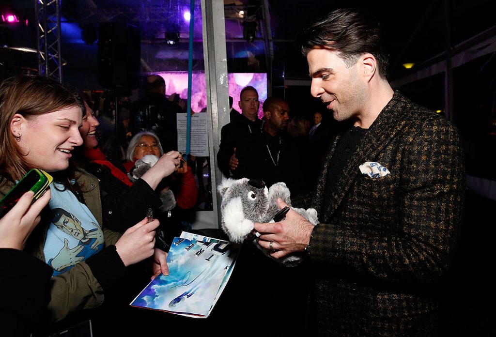 Zachary Quinto signs autographs for fans