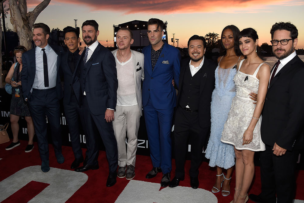 The cast and crew of STAR TREK BEYOND on the red carpet