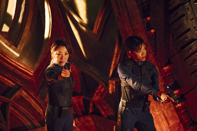 Michelle Yeoh as Captain Georgiou and Sonequa Martin-Green as Commander Burnham