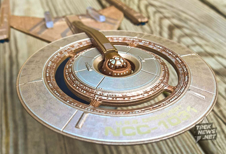 [REVIEW] The First STAR TREK: DISCOVERY Ship Models Are Here... And We're Really Impressed