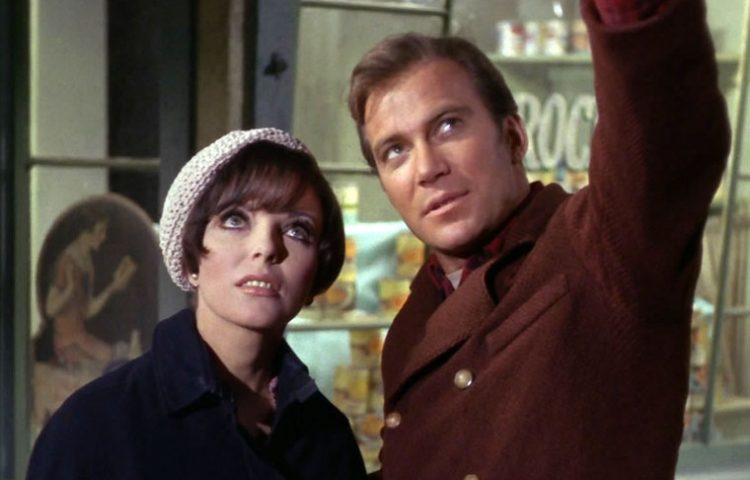 Joan Collins as Sister Edith Keeler and William Shatner as James T. Kirk in “The City on the Edge of Forever”