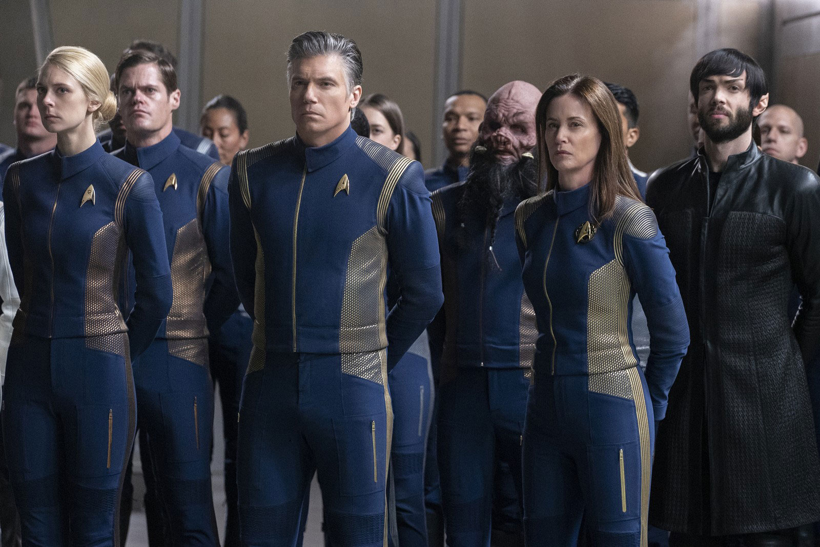 Anson Mount as Captain Christopher Pike, Jayne Brook as Admiral Katrina Cornwell and Ethan Peck as Spock