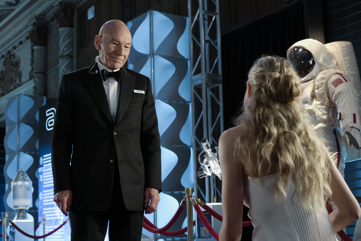Patrick Stewart as Picard and Penelope Mitchell as Renee Picard