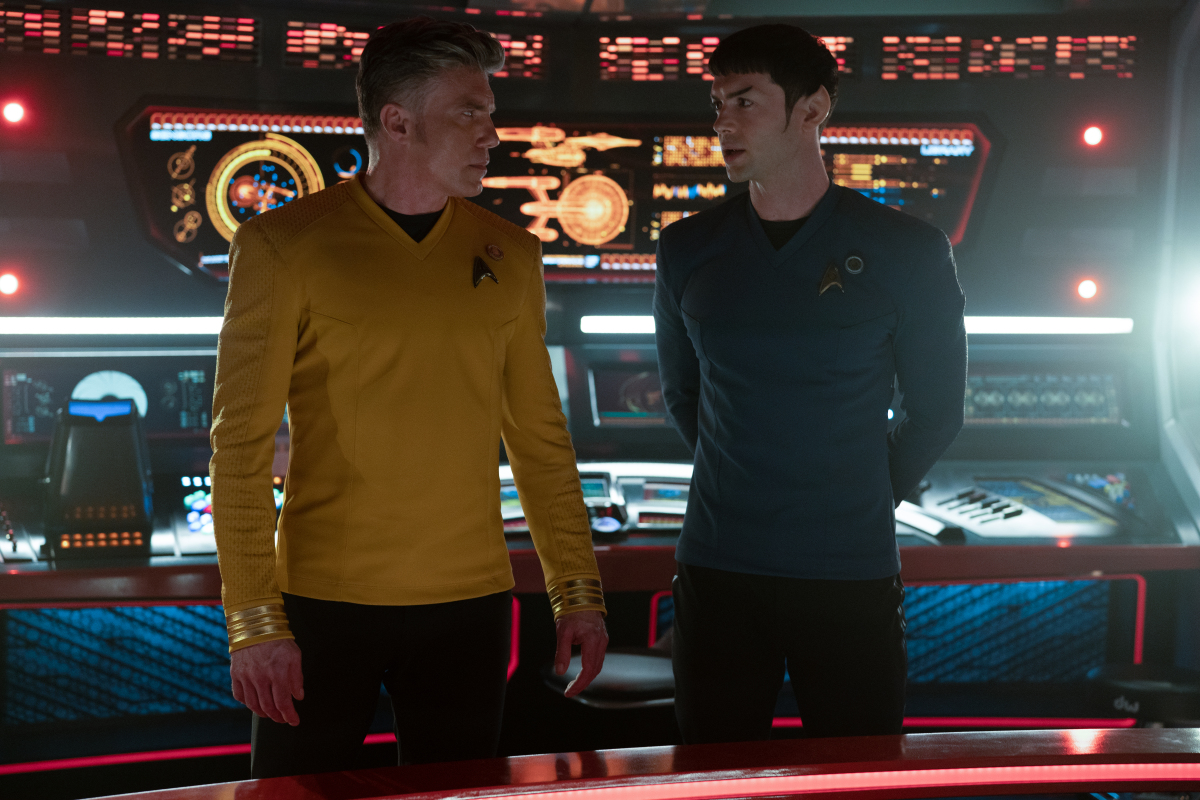 Anson Mount as Pike and Ethan Peck as Spock