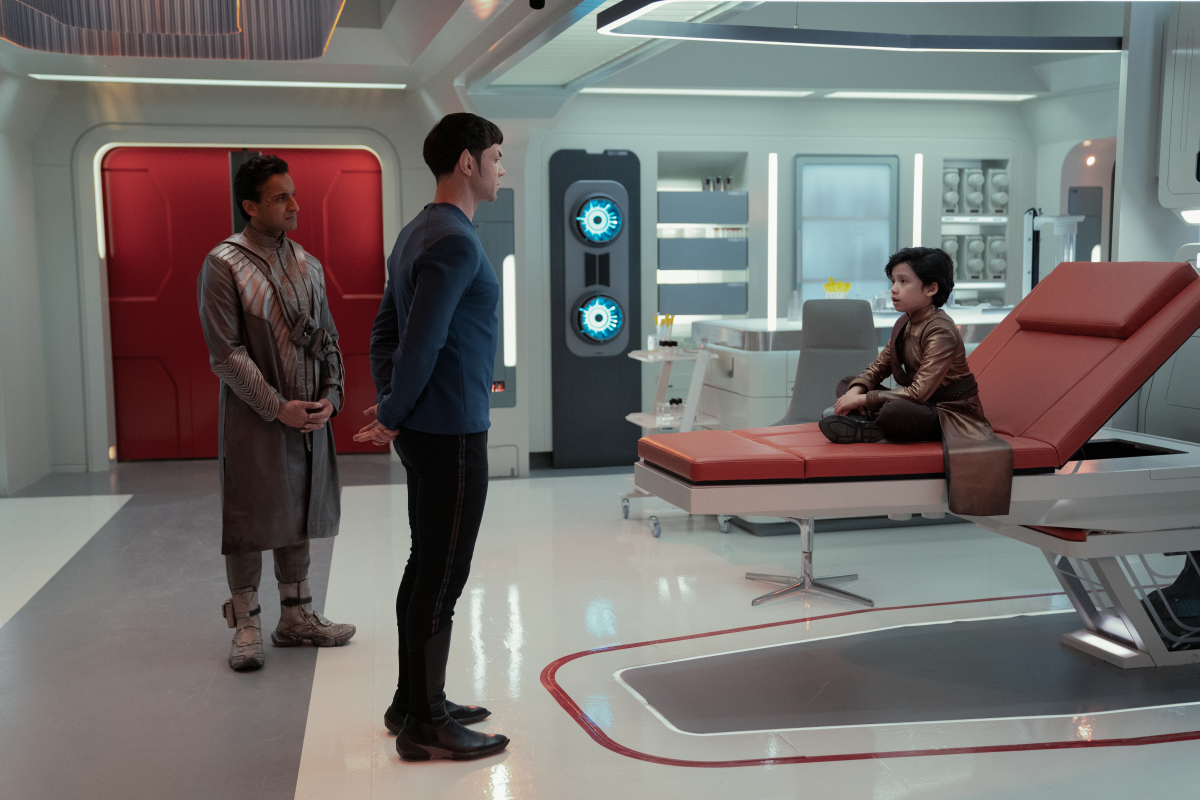 Huse Madhavji as Elder Gamal, Ethan Peck as Spock, and Ian Ho as the First Servant