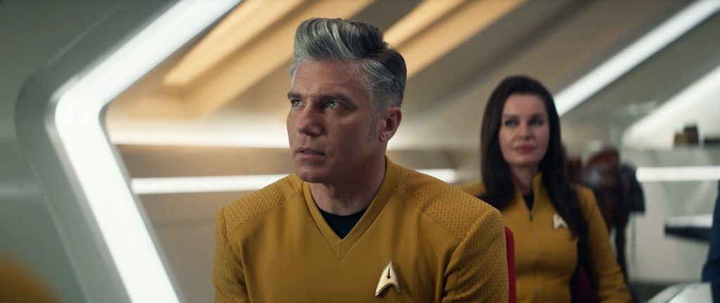 Anson Mount as Pike and Rebecca Romijn as Una
