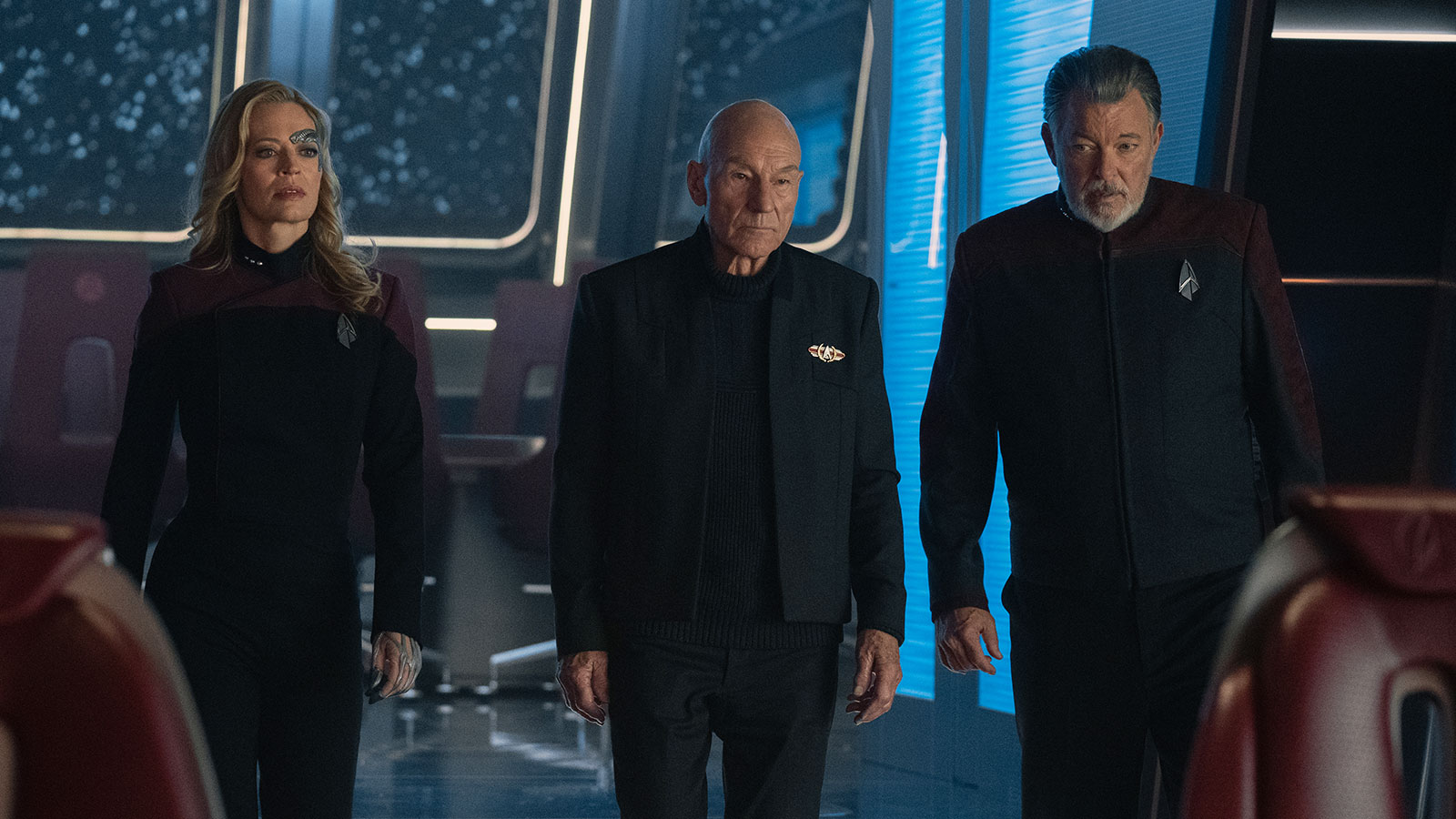New photos from the Star Trek: Picard Season 3 premiere "The Next Generation"