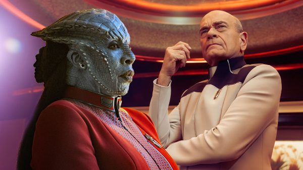 First trailer, photos and poster for Star Trek: Starfleet Academy