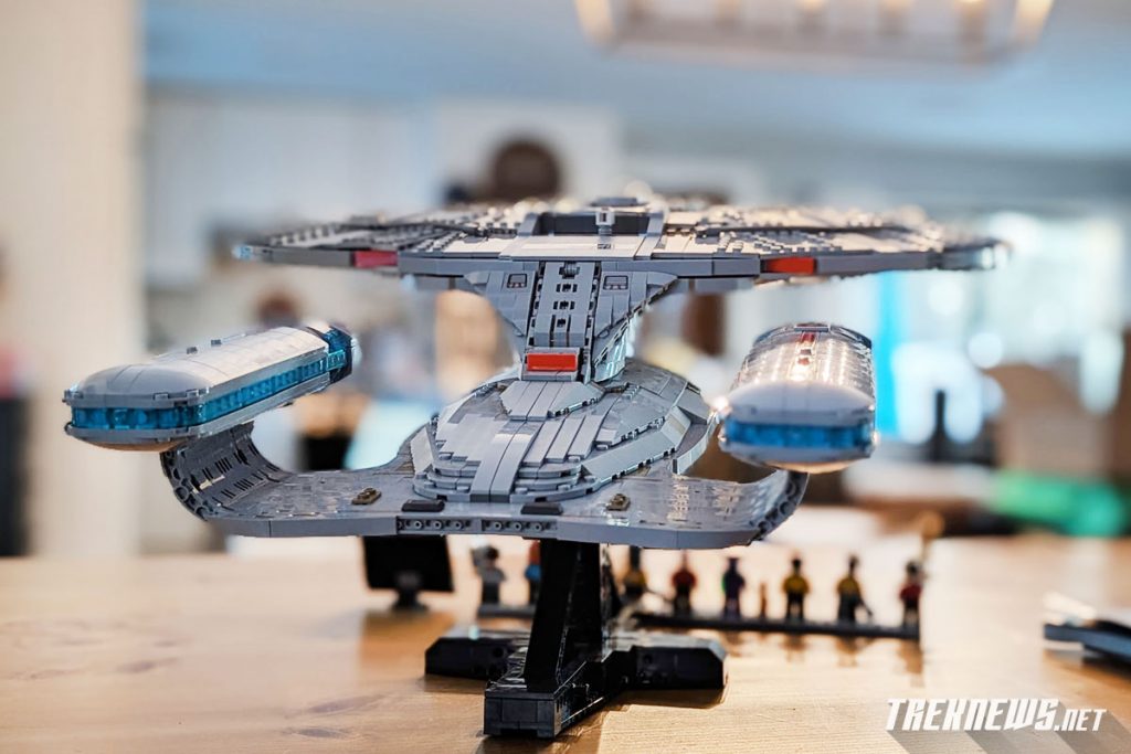 LEGO Star Trek: U.S.S. Enterprise NCC-1701-D
