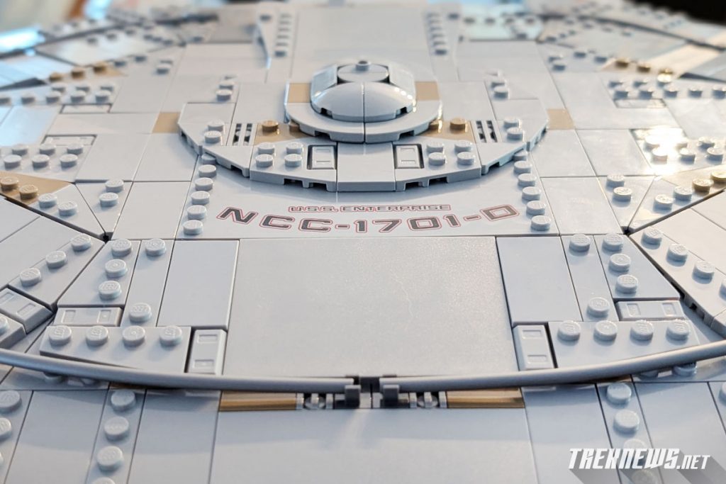 LEGO Star Trek: U.S.S. Enterprise NCC-1701-D