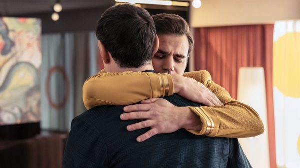 Star Trek: Strange New Worlds Previews “Human Best Friend” With 15 New Photos